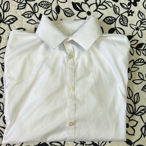 ❤️751) NWOT Mens white dress shirt by Kenneth Cole. Size 15 1/2–34/35.